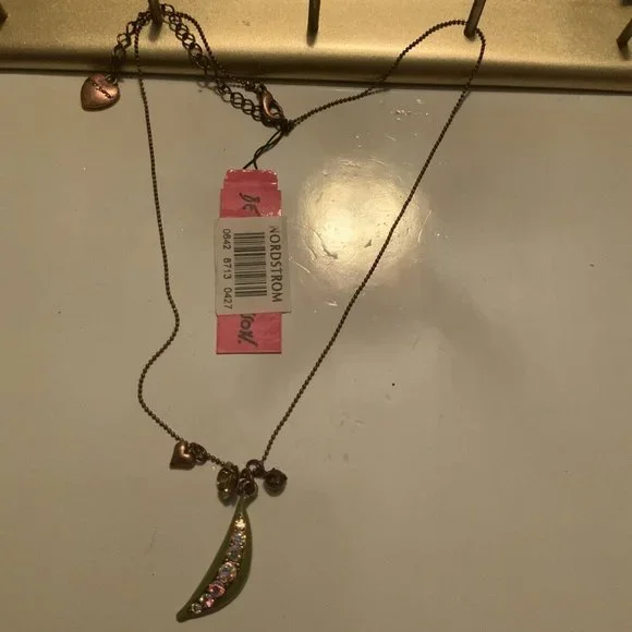 Betsey Johnson Jewelry New With Tag Betsey Johnson Peas In A